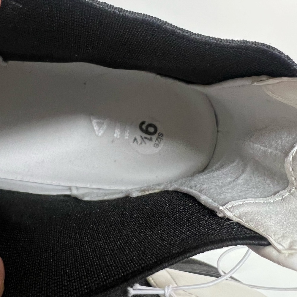 Mia Cayson Platform Chelsea Boot White NEW Size 9.5 Women’s - Picture 8 of 9